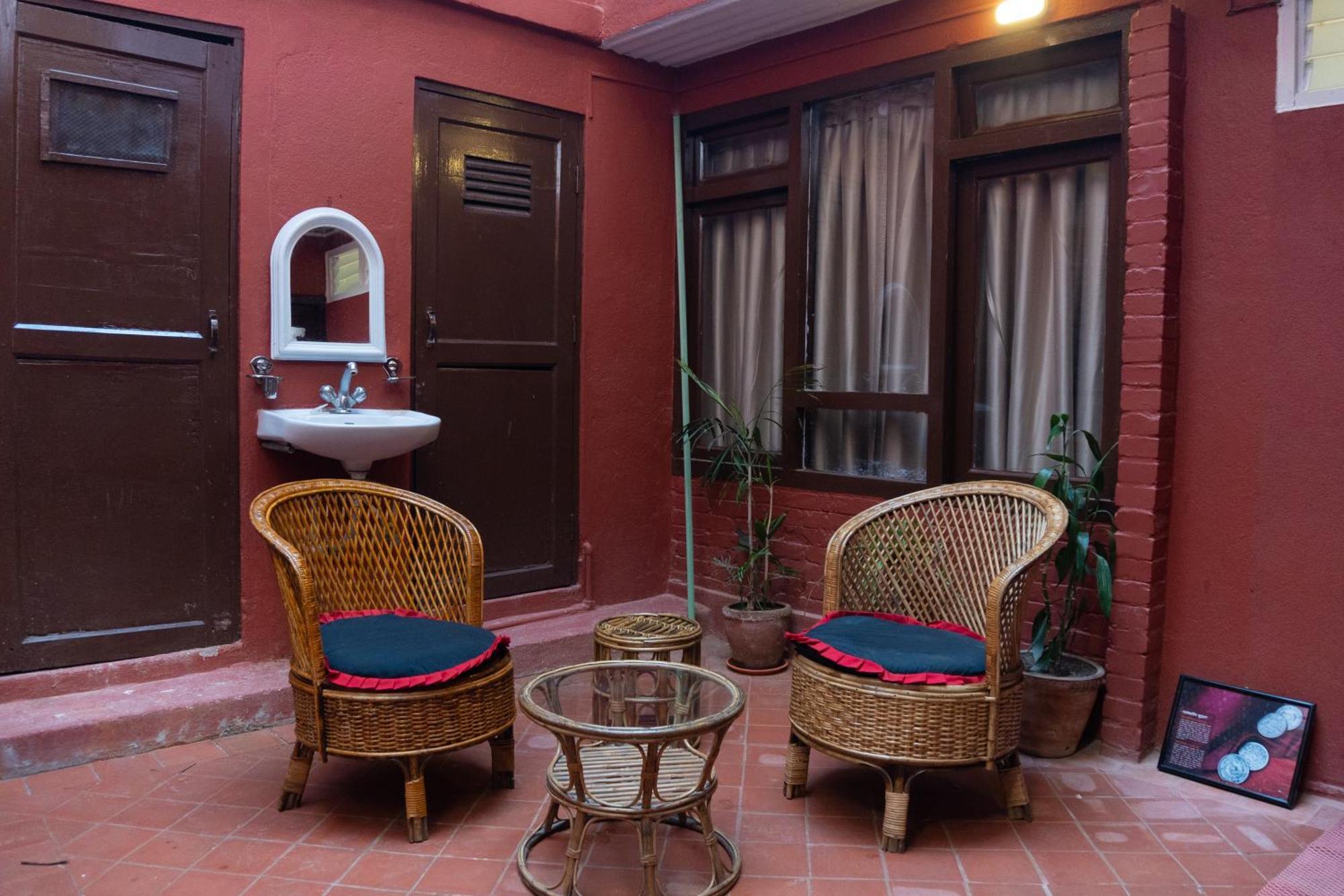 Hotel Tulaja Boutique Bhatgoan