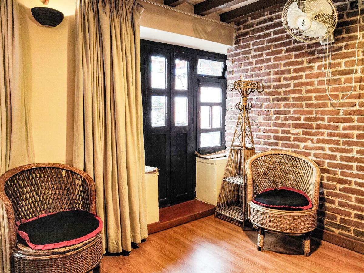 Tulaja Boutique Bhatgoan